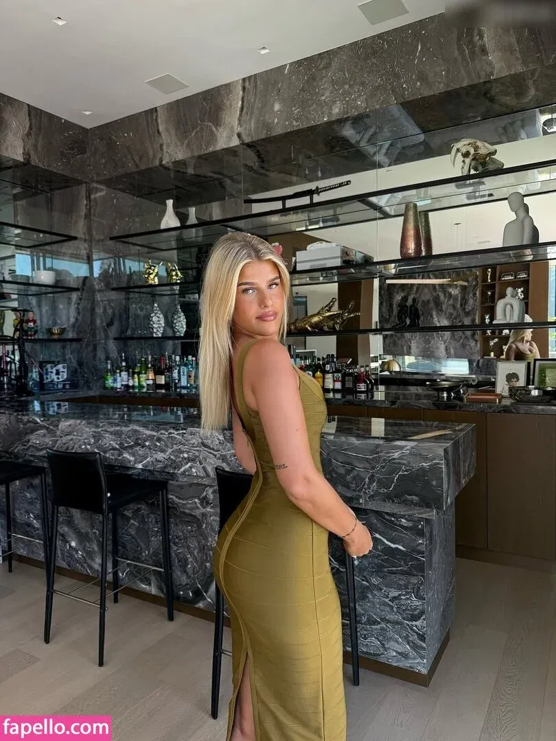 Sophie Schnur / sophie.schnr Onlyfans Photo Gallery 