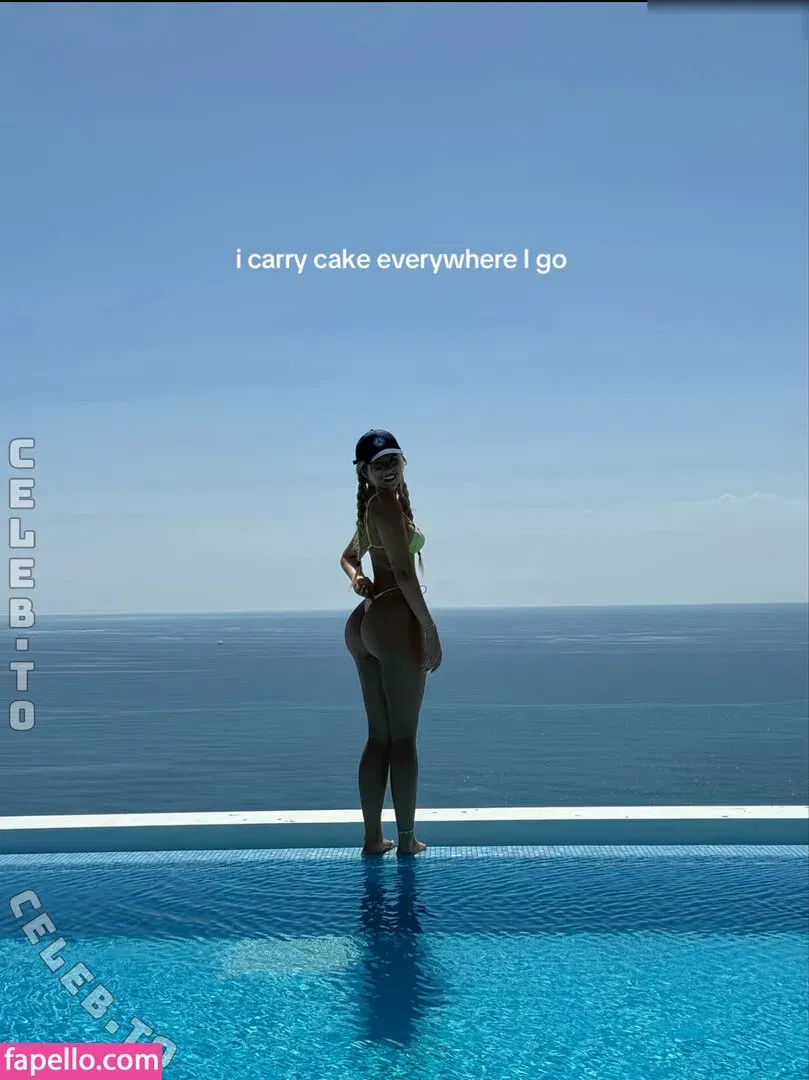 Sophie Schnur / sophie.schnr Onlyfans Photo Gallery 