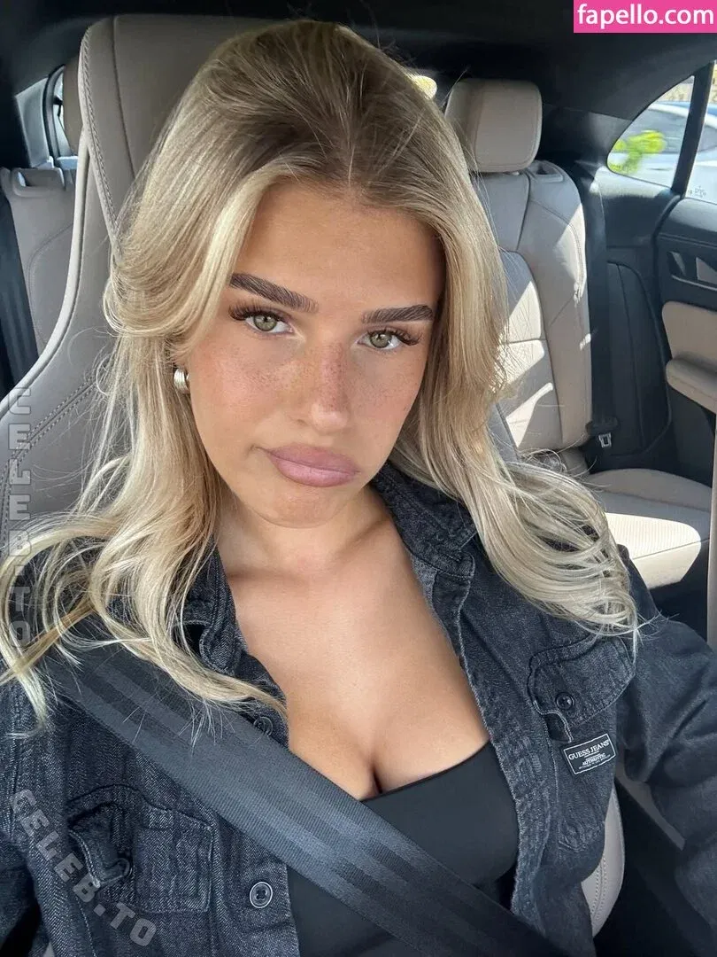 Sophie Schnur / sophie.schnr Onlyfans Photo Gallery 