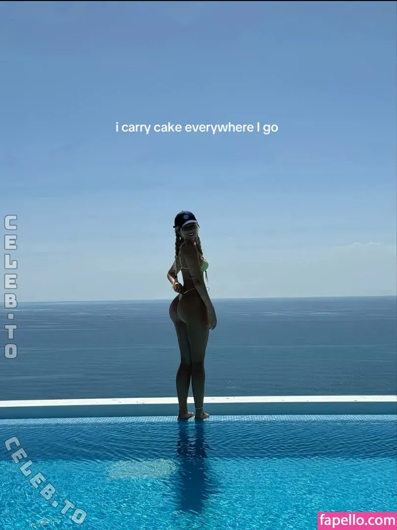 Sophie Schnur / sophie.schnr Onlyfans Photo Gallery 