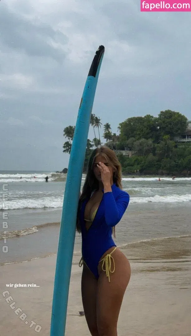 Sophie Schnur / sophie.schnr Onlyfans Photo Gallery 