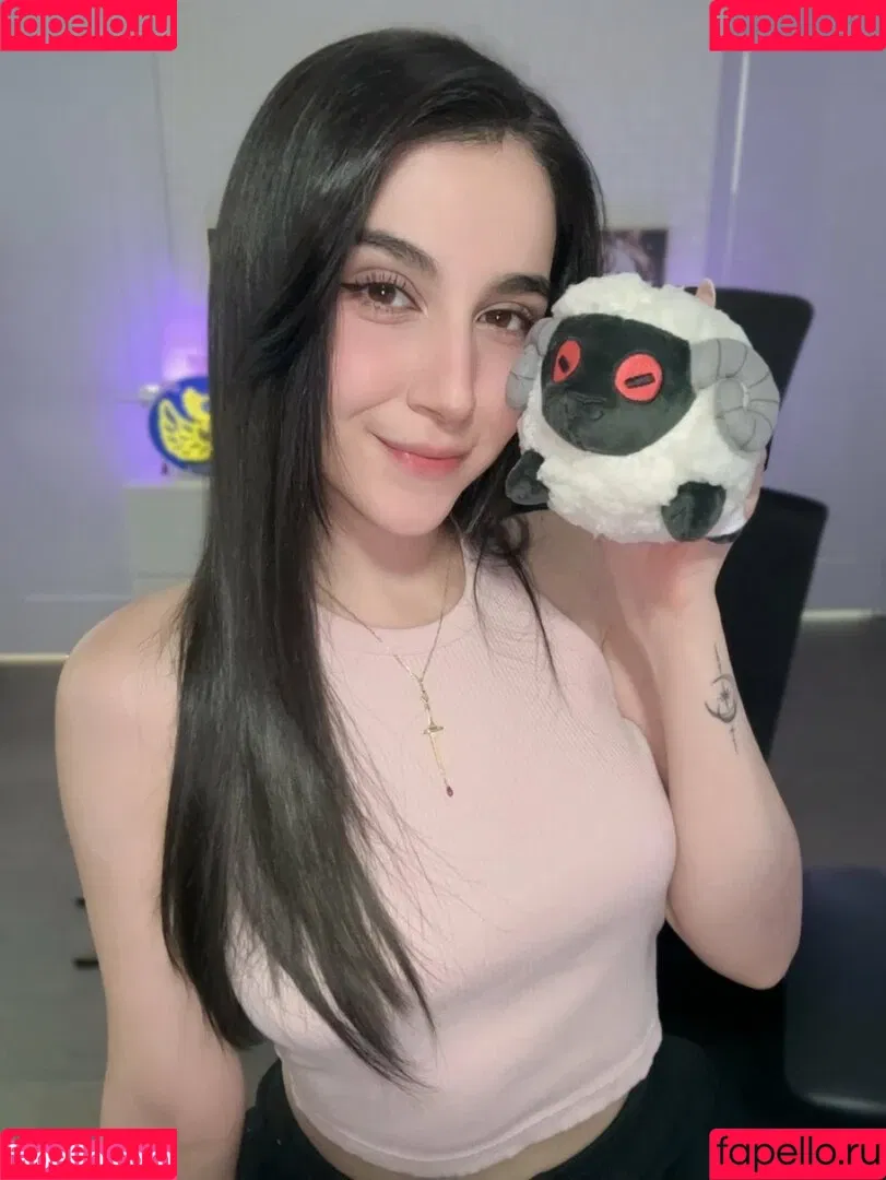 Midna / ashprincessmidna / midnababy Onlyfans Photo Gallery 