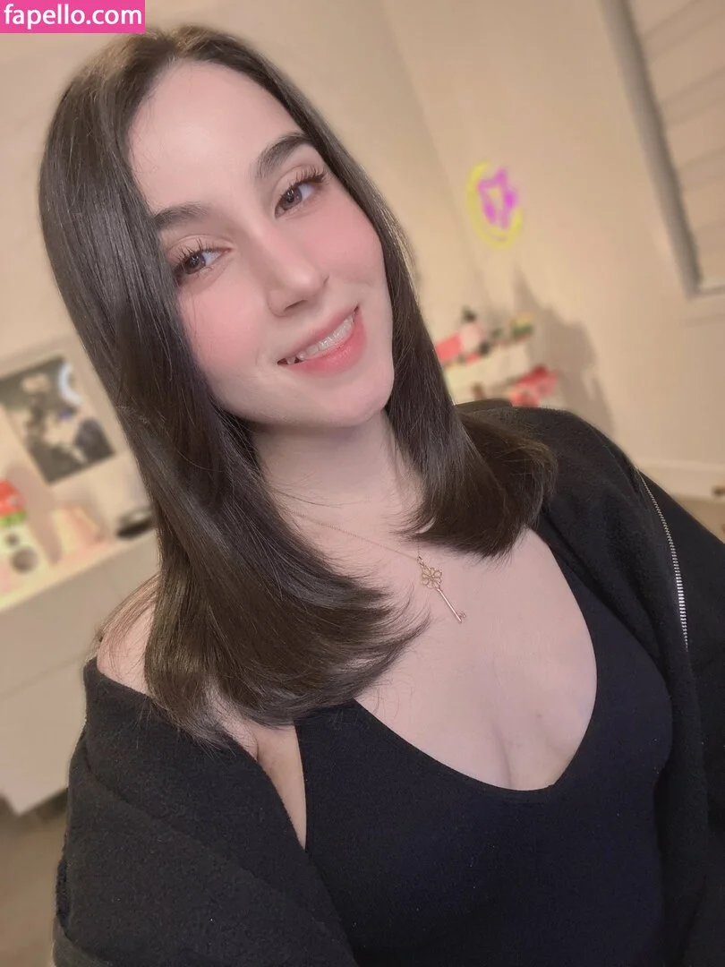 Midna / ashprincessmidna / midnababy Onlyfans Photo Gallery 