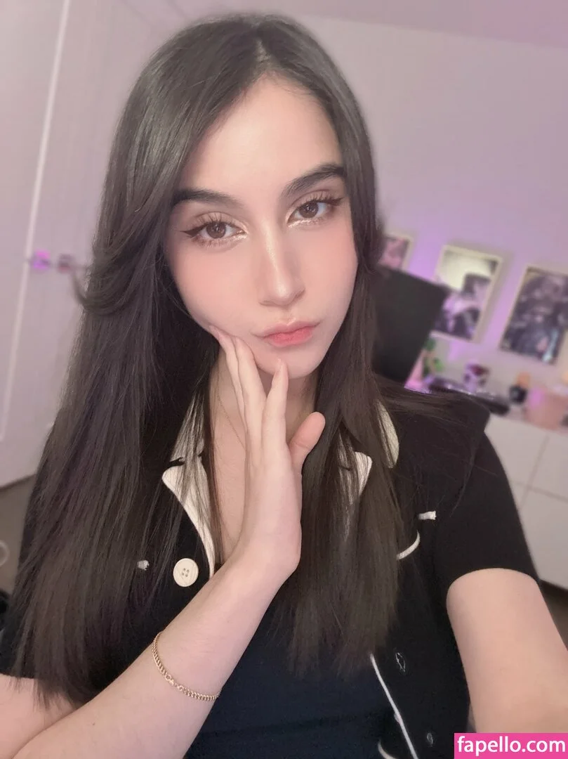 Midna / ashprincessmidna / midnababy Onlyfans Photo Gallery 