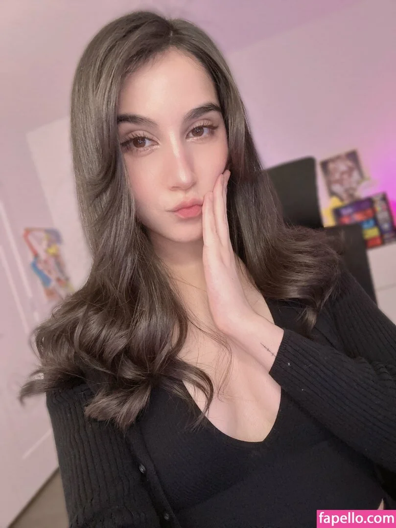 Midna / ashprincessmidna / midnababy Onlyfans Photo Gallery 