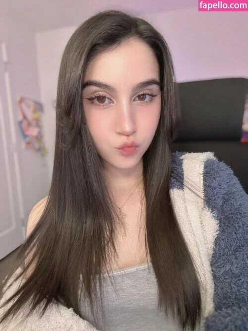 Midna / ashprincessmidna / midnababy Onlyfans Photo Gallery 