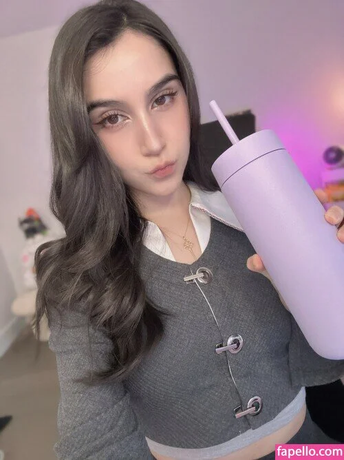 Midna / ashprincessmidna / midnababy Onlyfans Photo Gallery 