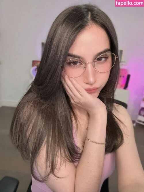 Midna / ashprincessmidna / midnababy Onlyfans Photo Gallery 