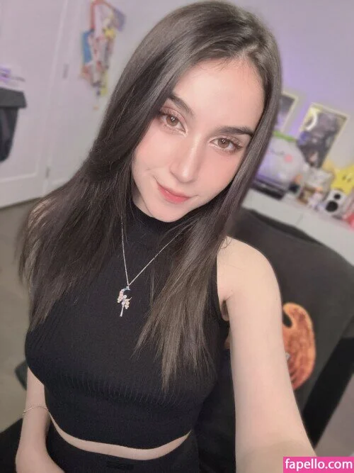 Midna / ashprincessmidna / midnababy Onlyfans Photo Gallery 