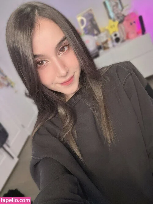 Midna / ashprincessmidna / midnababy Onlyfans Photo Gallery 