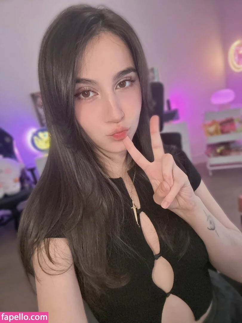 Midna / ashprincessmidna / midnababy Onlyfans Photo Gallery 