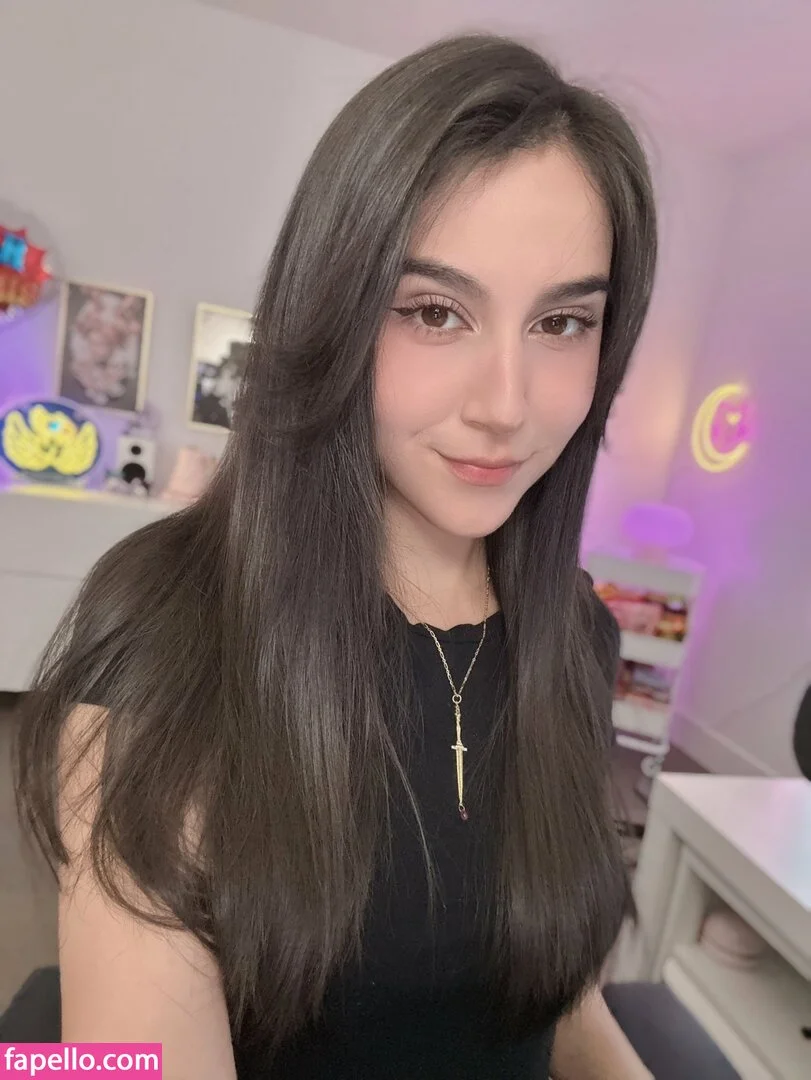 Midna / ashprincessmidna / midnababy Onlyfans Photo Gallery 