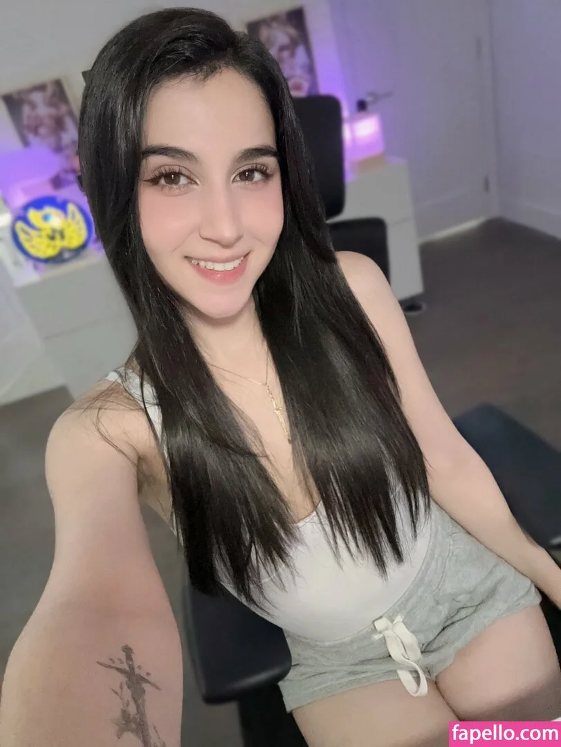 Midna / ashprincessmidna / midnababy Onlyfans Photo Gallery 