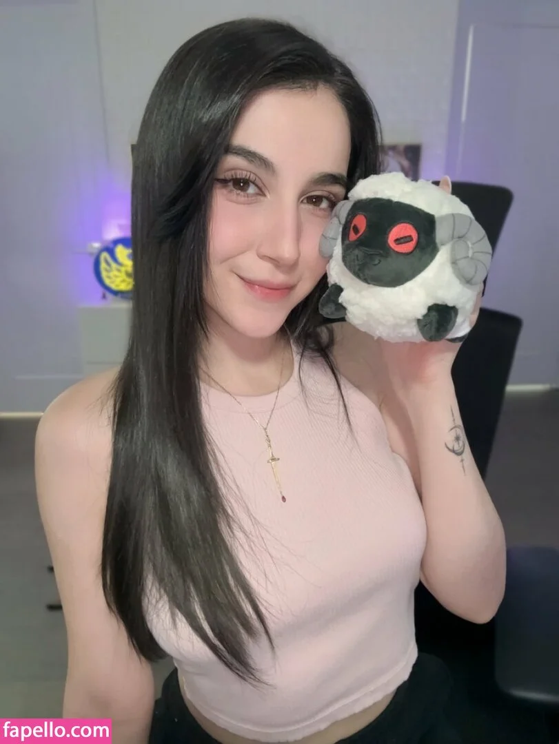 Midna / ashprincessmidna / midnababy Onlyfans Photo Gallery 