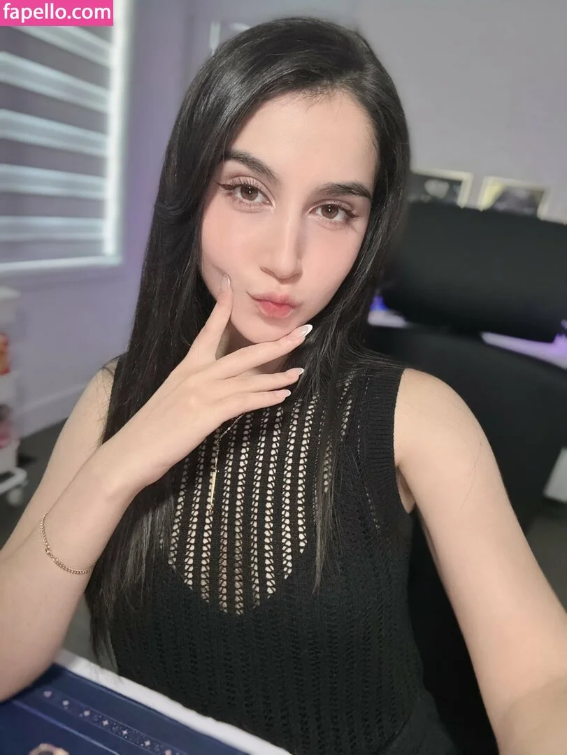 Midna / ashprincessmidna / midnababy Onlyfans Photo Gallery 