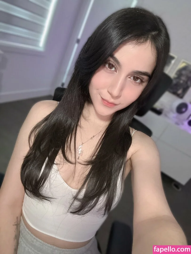 Midna / ashprincessmidna / midnababy Onlyfans Photo Gallery 