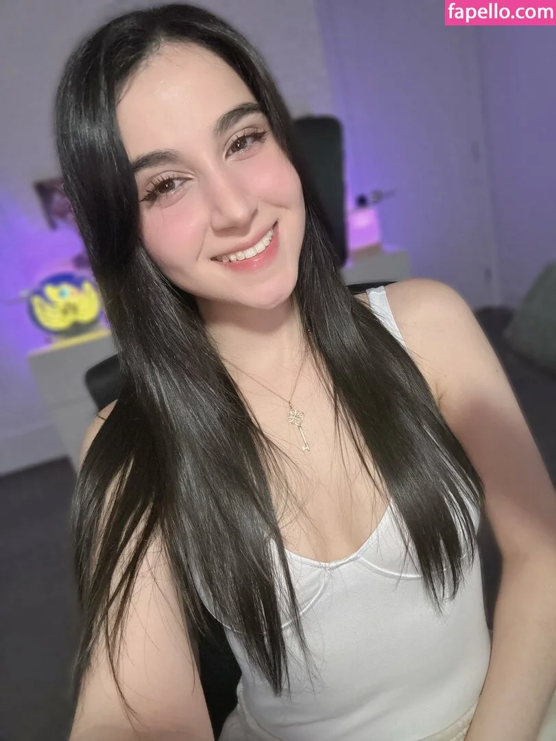 Midna / ashprincessmidna / midnababy Onlyfans Photo Gallery 