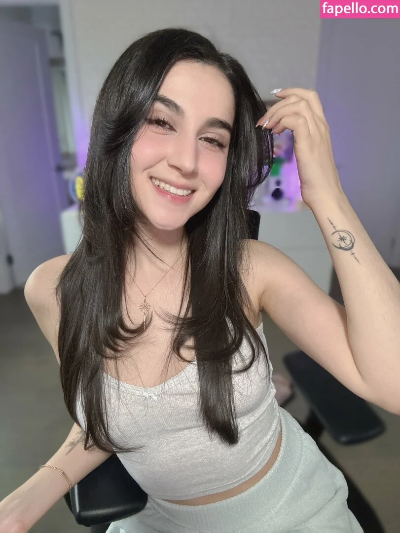 Midna / ashprincessmidna / midnababy Onlyfans Photo Gallery 