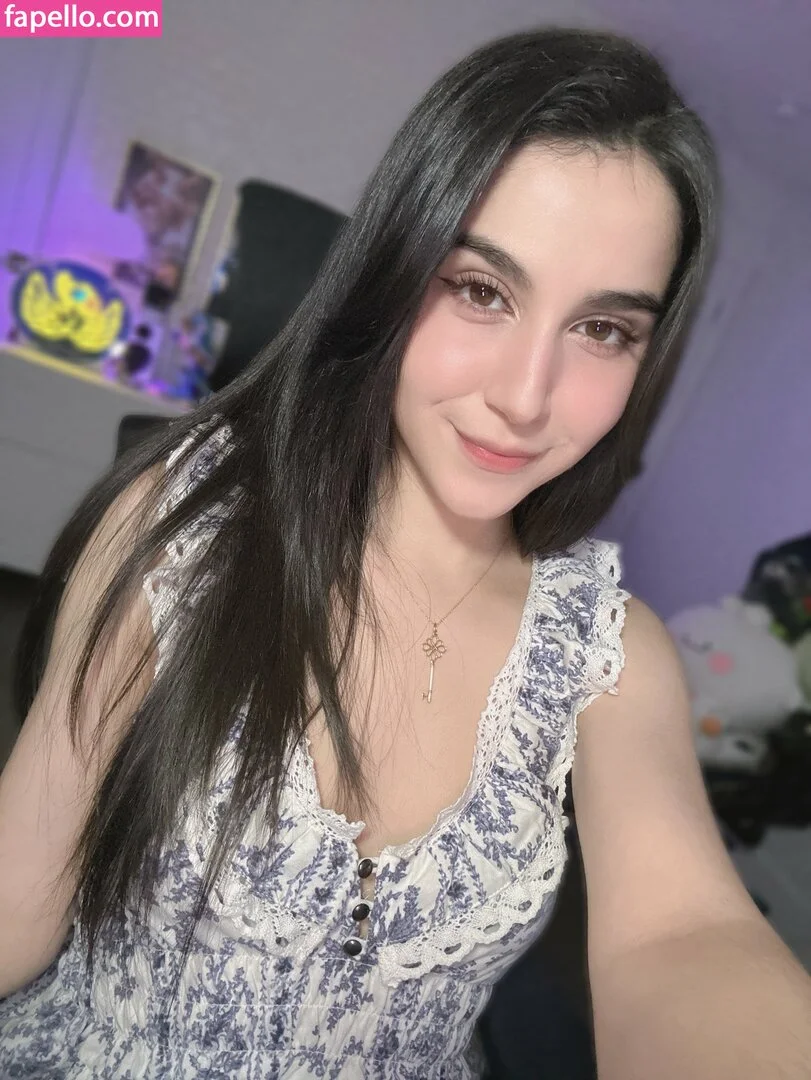 Midna / ashprincessmidna / midnababy Onlyfans Photo Gallery 