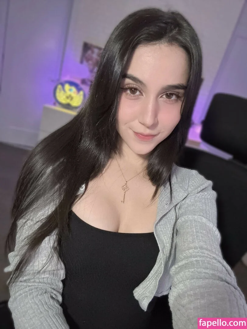 Midna / ashprincessmidna / midnababy Onlyfans Photo Gallery 