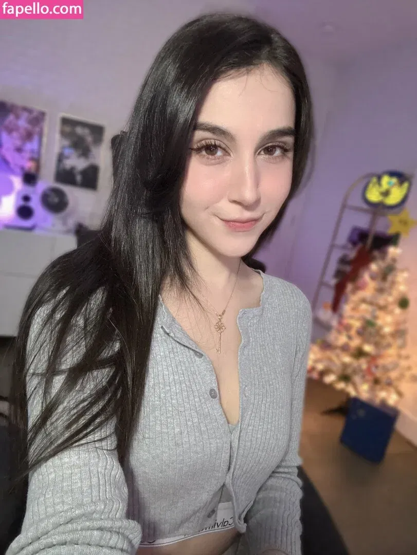 Midna / ashprincessmidna / midnababy Onlyfans Photo Gallery 