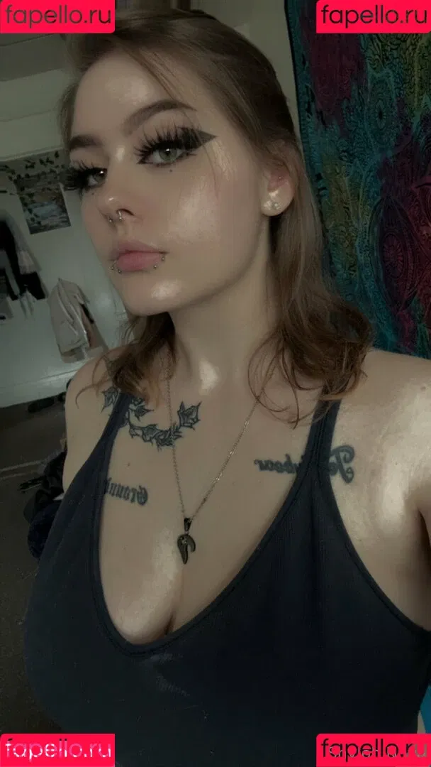 shayandshiloh / shylohnova Onlyfans Photo Gallery 