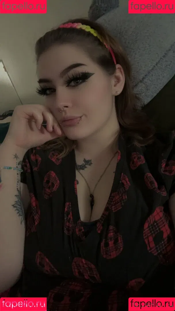 shayandshiloh / shylohnova Onlyfans Photo Gallery 