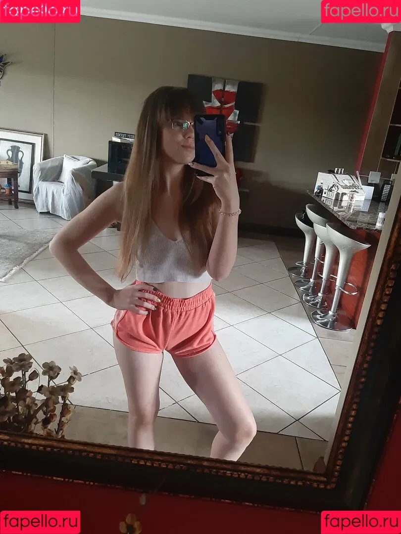 TIDYGIRL330 / allyson_grey / allysongreycosm / allysongreyxo Onlyfans Photo Gallery 