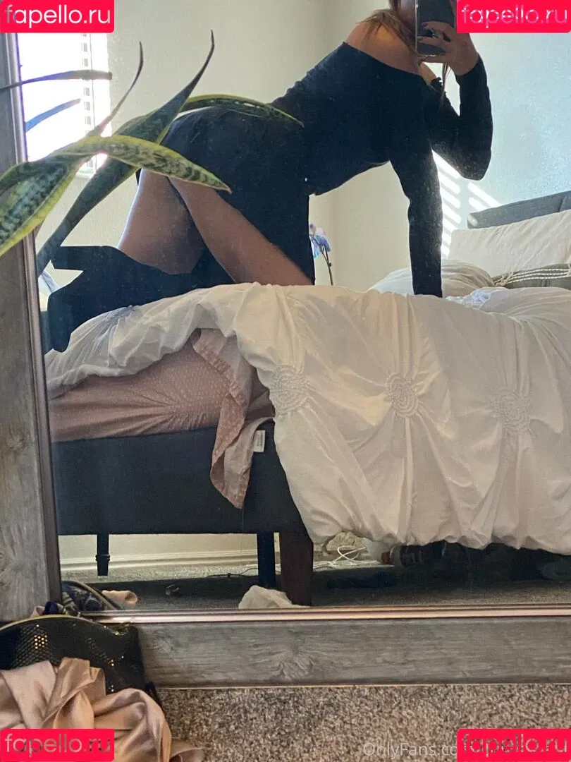 freshmenashley / heyitsmenashly Onlyfans Photo Gallery 