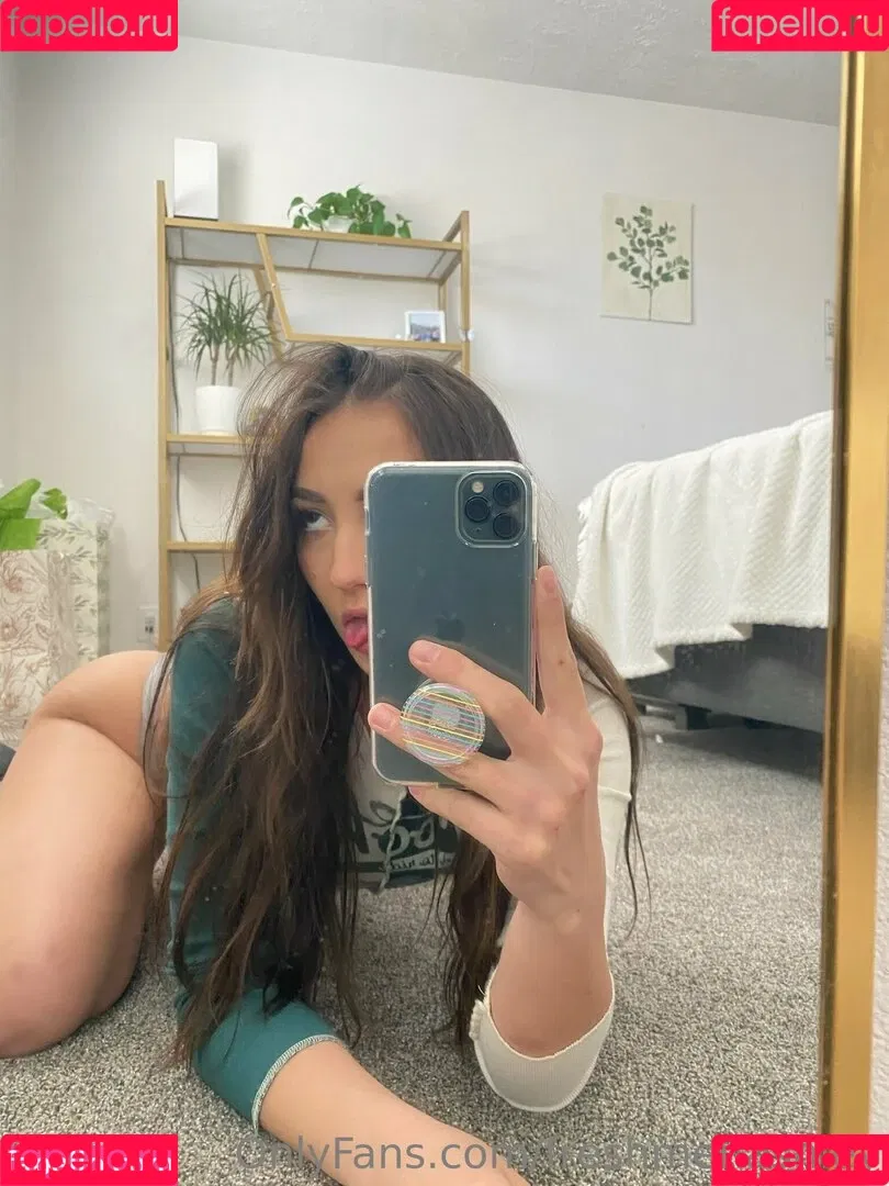 freshmenashley / heyitsmenashly Onlyfans Photo Gallery 