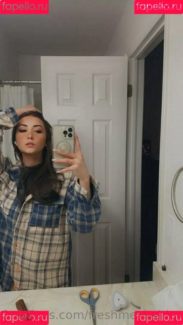 freshmenashley / heyitsmenashly Onlyfans Photo Gallery 