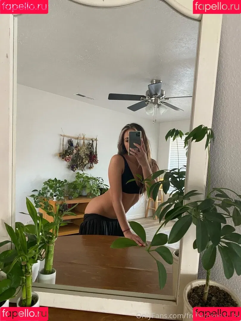 freshmenashley / heyitsmenashly Onlyfans Photo Gallery 