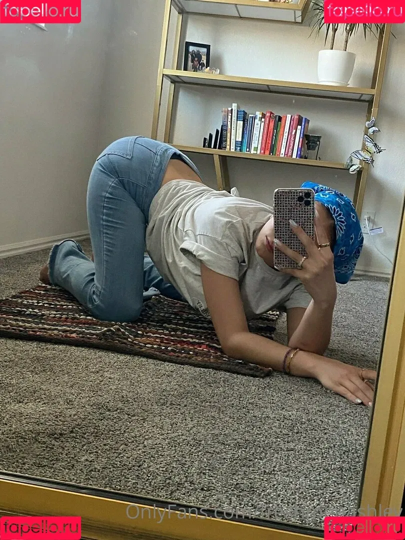 freshmenashley / heyitsmenashly Onlyfans Photo Gallery 