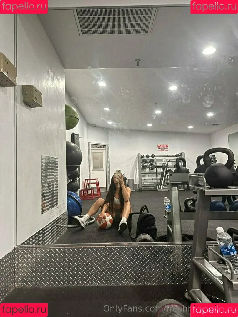 freshmenashley / heyitsmenashly Onlyfans Photo Gallery 