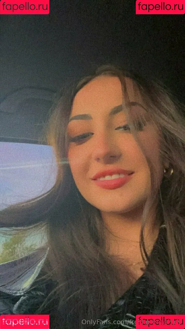 freshmenashley / heyitsmenashly Onlyfans Photo Gallery 