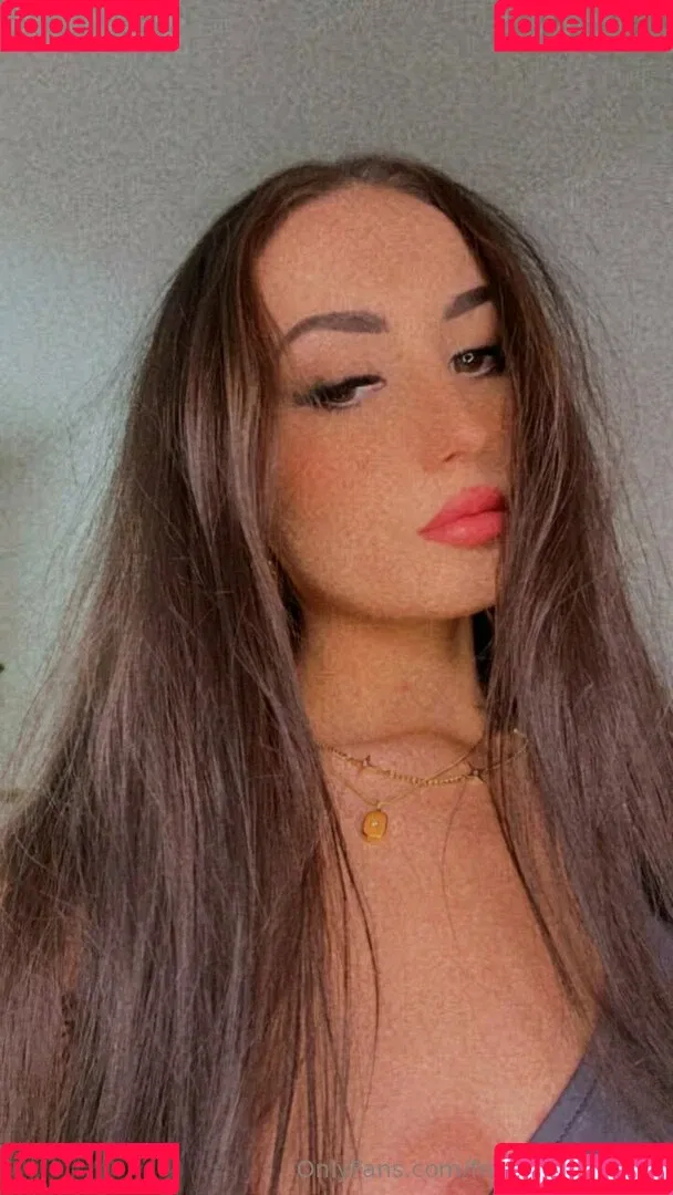 freshmenashley / heyitsmenashly Onlyfans Photo Gallery 