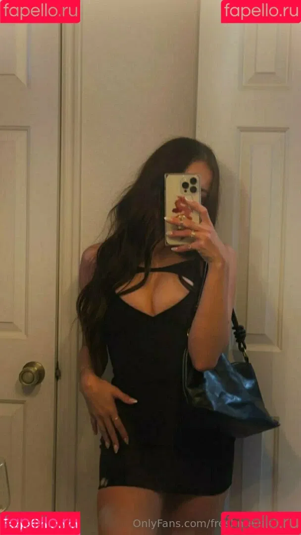 freshmenashley / heyitsmenashly Onlyfans Photo Gallery 