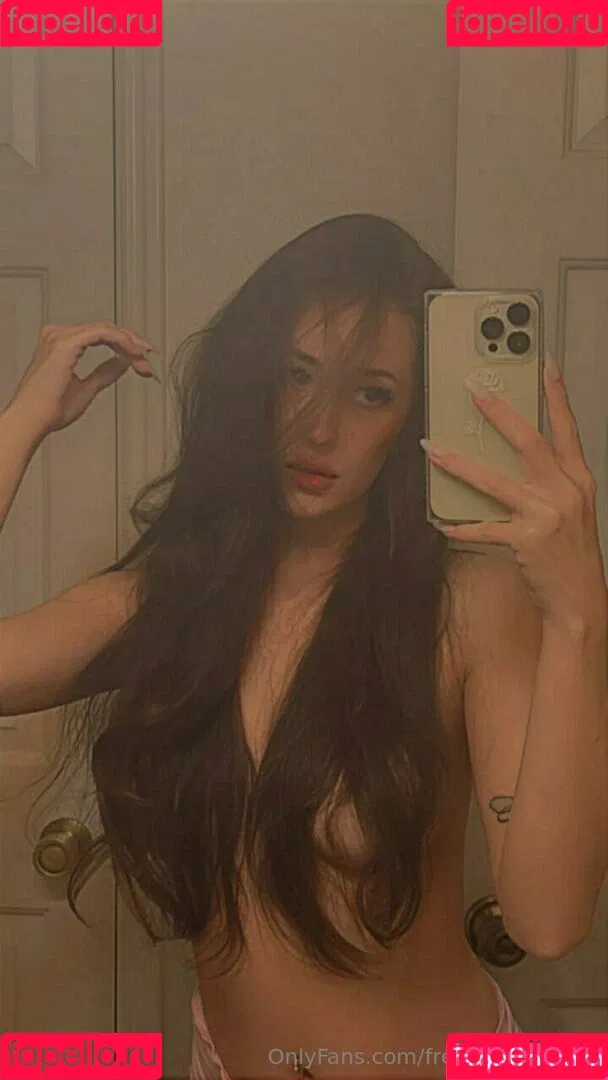 freshmenashley / heyitsmenashly Onlyfans Photo Gallery 