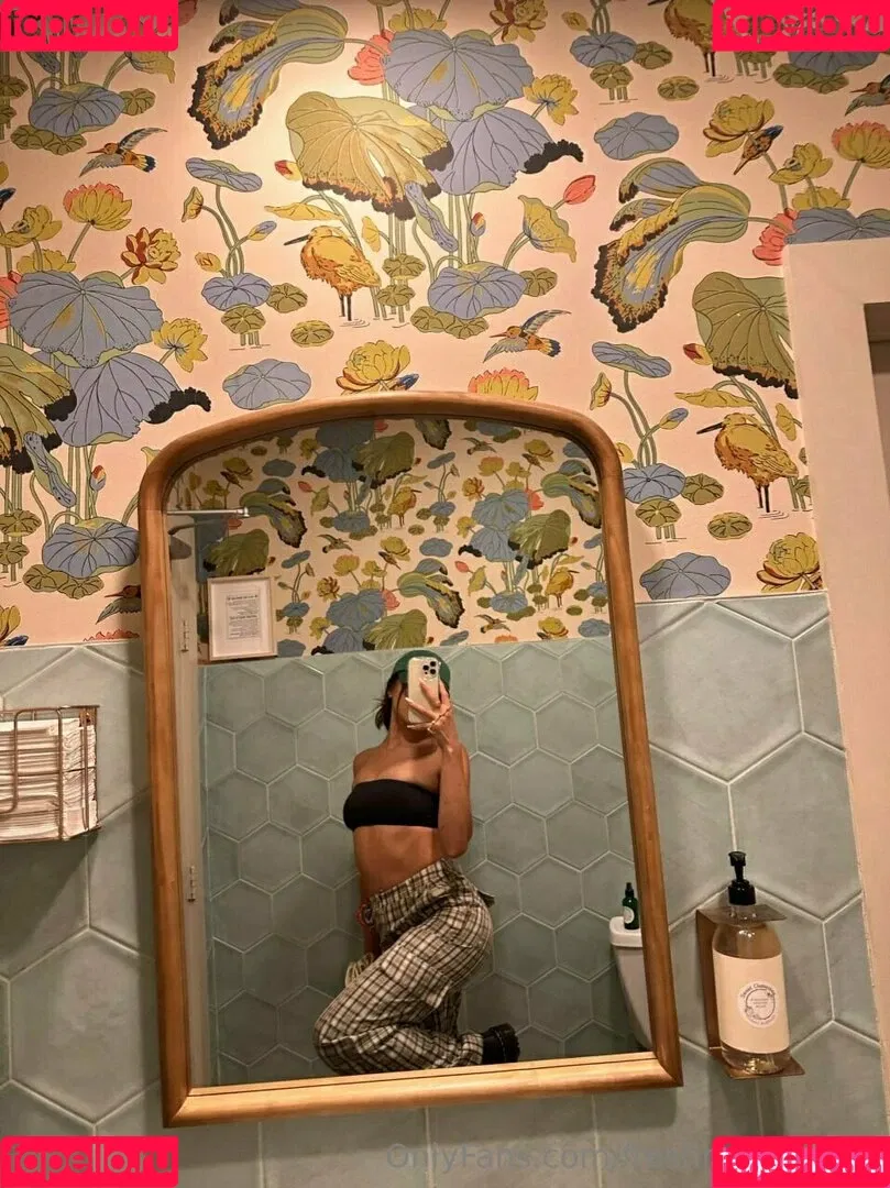 freshmenashley / heyitsmenashly Onlyfans Photo Gallery 