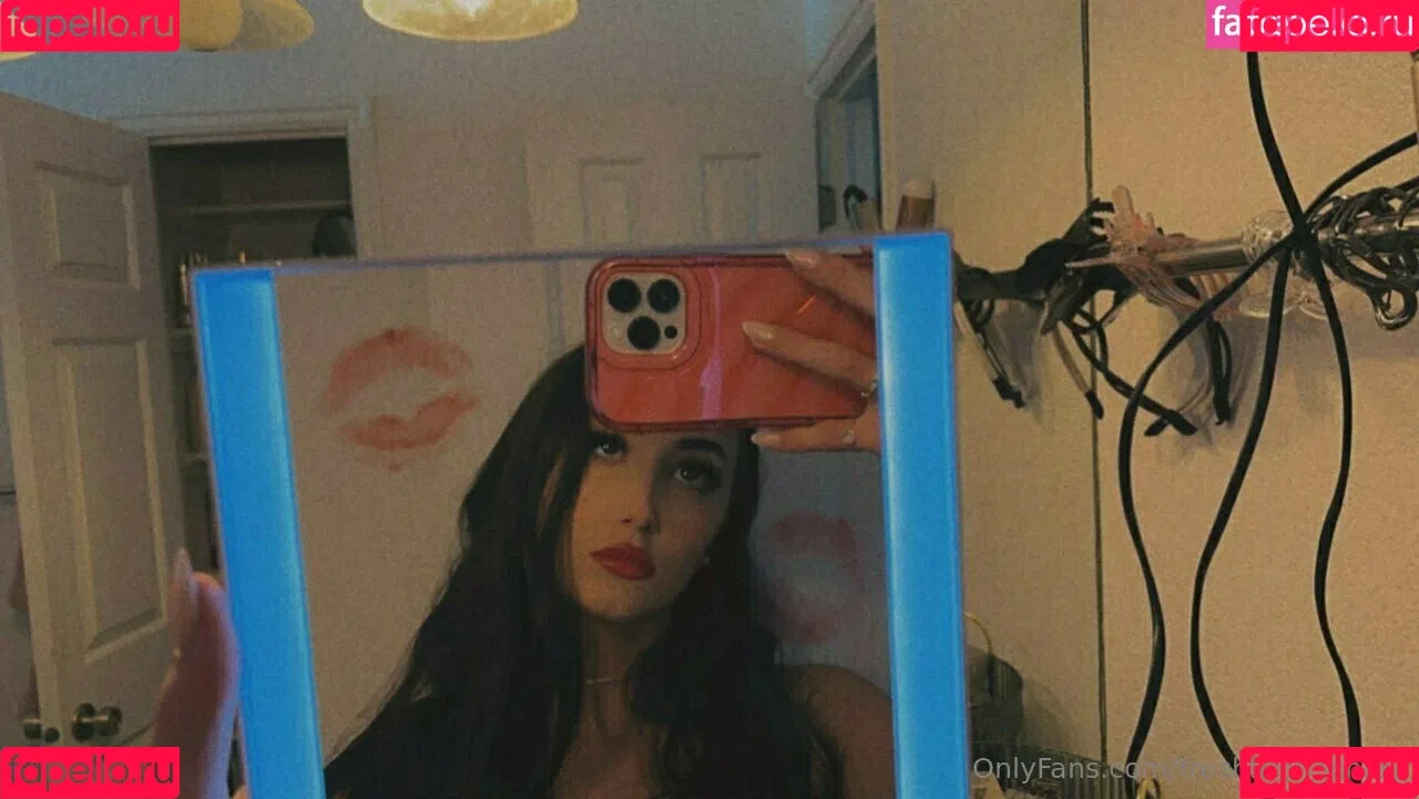 freshmenashley / heyitsmenashly Onlyfans Photo Gallery 