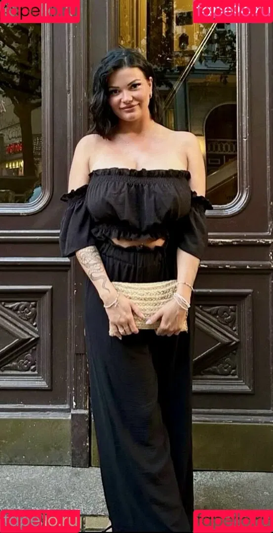 Laura Wölki / laurawoelki Onlyfans Photo Gallery 