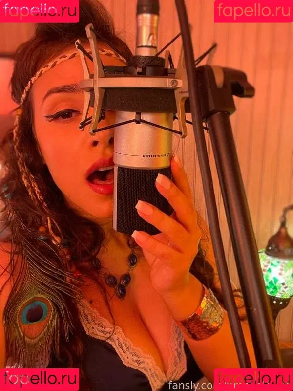 Irma La Dulce / IrmaLaDulce / https: / irma_la_dulce_asmr Onlyfans Photo Gallery 