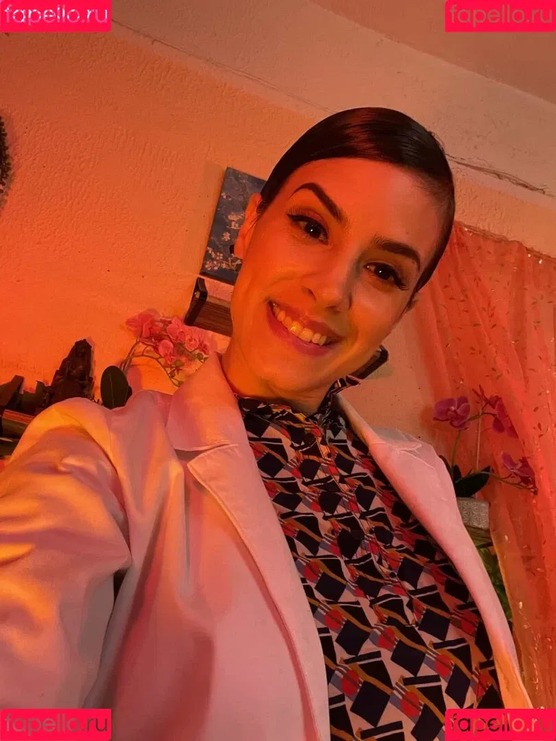 Irma La Dulce / IrmaLaDulce / https: / irma_la_dulce_asmr Onlyfans Photo Gallery 