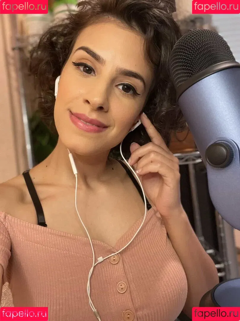 Irma La Dulce / IrmaLaDulce / https: / irma_la_dulce_asmr Onlyfans Photo Gallery 