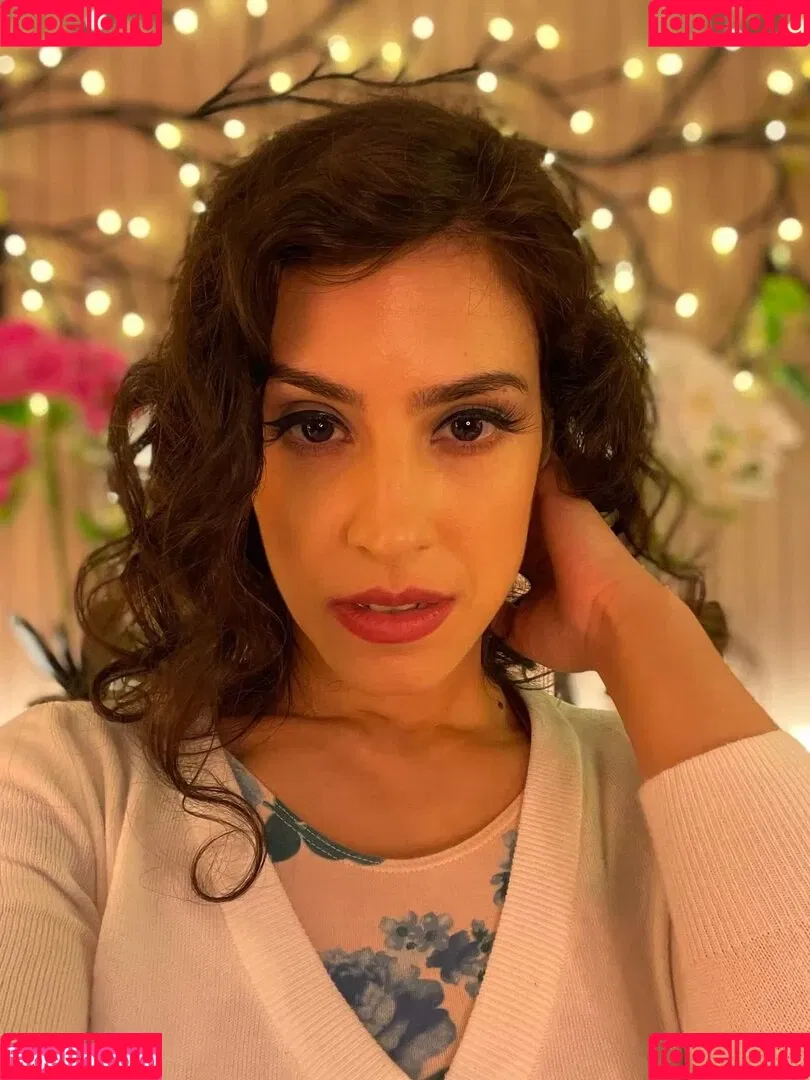 Irma La Dulce / IrmaLaDulce / https: / irma_la_dulce_asmr Onlyfans Photo Gallery 