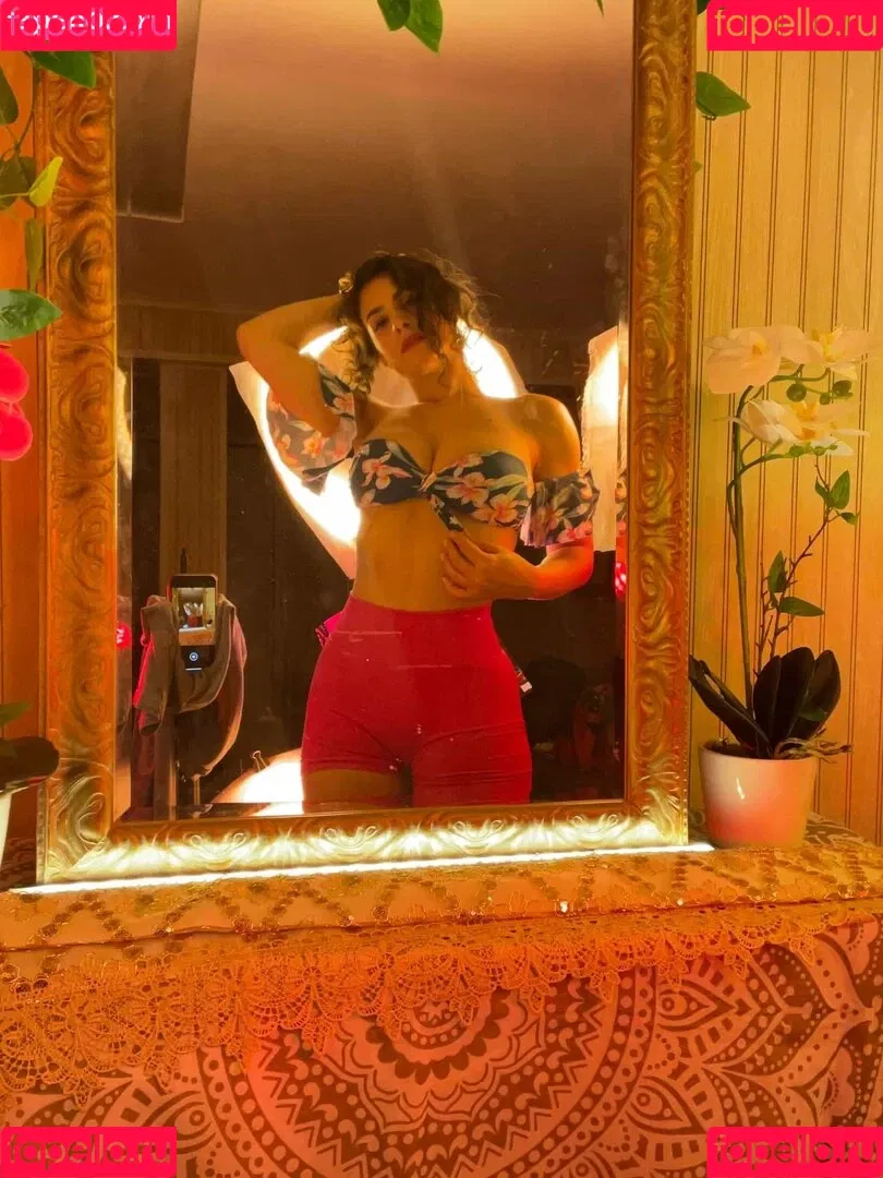 Irma La Dulce / IrmaLaDulce / https: / irma_la_dulce_asmr Onlyfans Photo Gallery 
