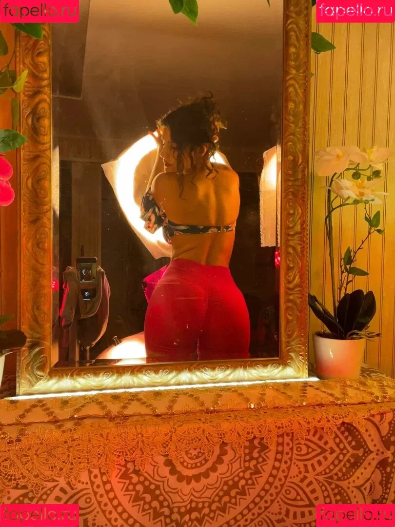 Irma La Dulce / IrmaLaDulce / https: / irma_la_dulce_asmr Onlyfans Photo Gallery 