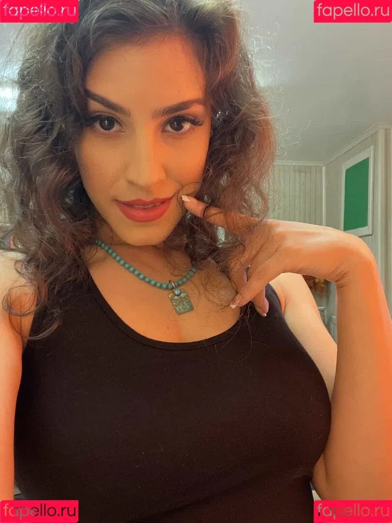 Irma La Dulce / IrmaLaDulce / https: / irma_la_dulce_asmr Onlyfans Photo Gallery 