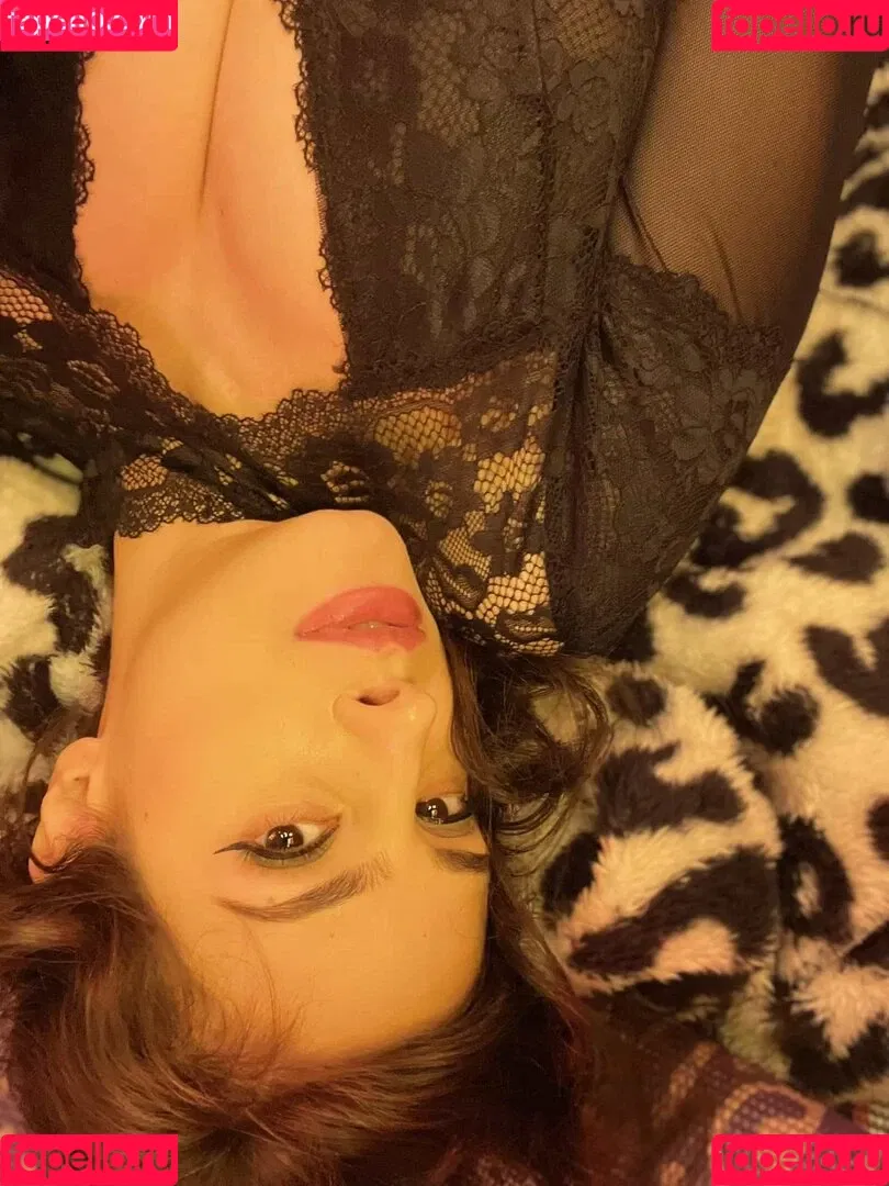 Irma La Dulce / IrmaLaDulce / https: / irma_la_dulce_asmr Onlyfans Photo Gallery 