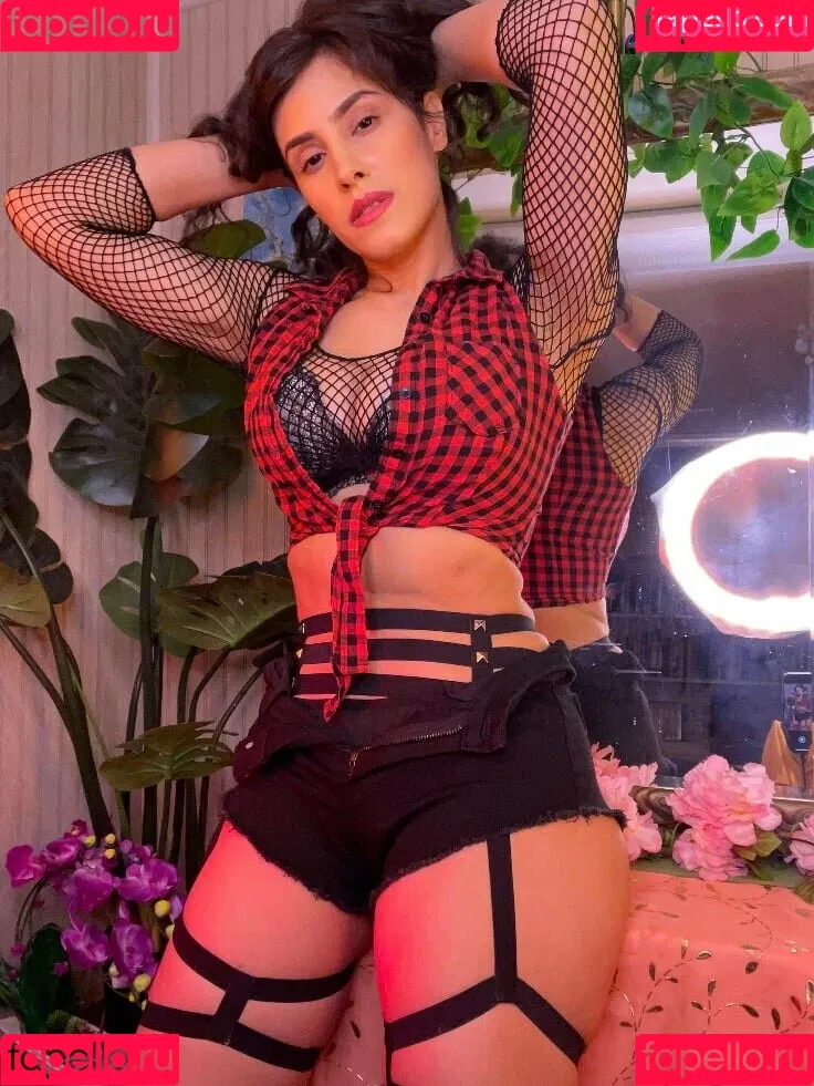 Irma La Dulce / IrmaLaDulce / https: / irma_la_dulce_asmr Onlyfans Photo Gallery 